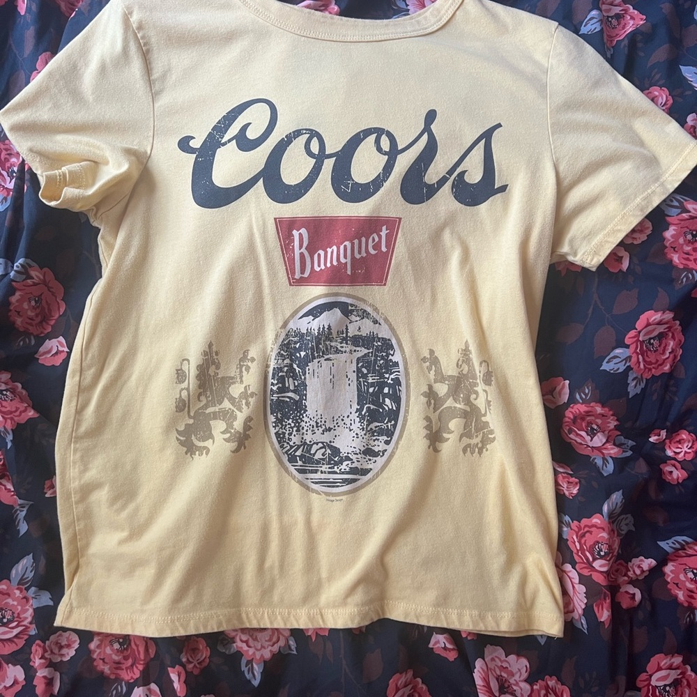 Coors Banquet Yellow Graphic Vintage Tee